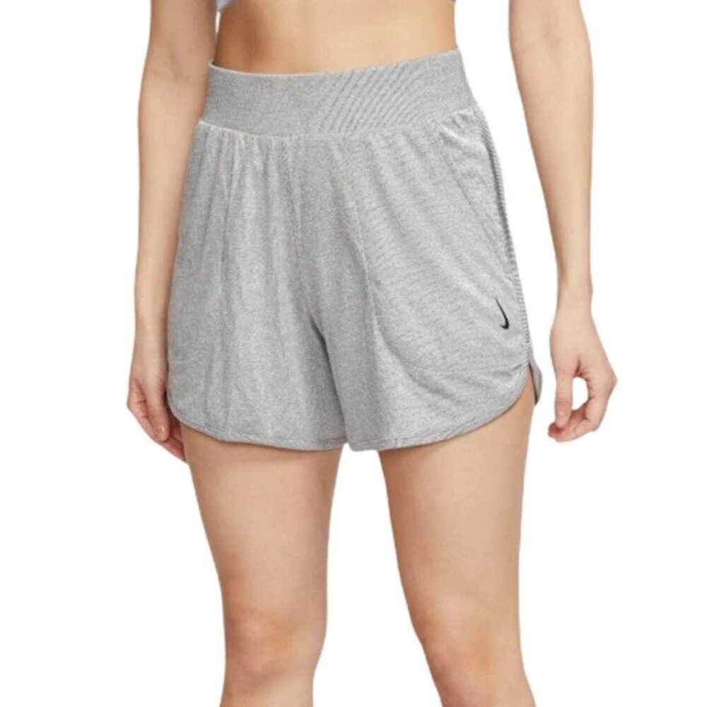 Nike Gray Athletic Shorts M with Elastic Waistband Soft Fabric training running
